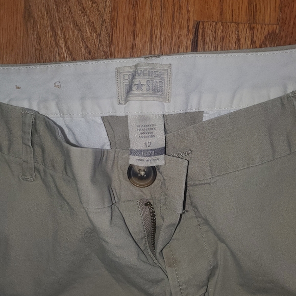 Converse Capris - Picture 2 of 4